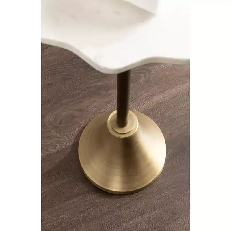 Table d'appoint Sanzo festonnée en marbre et métal