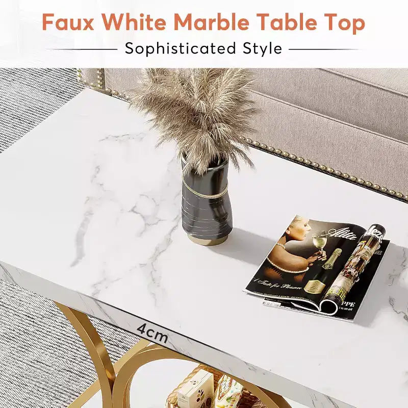 Table basse moderne à 2 niveaux de 46,45 pouces avec plateau en faux marbre, pieds géométriques, étagère de rangement pour salon (blanc et or)