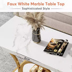 Table basse moderne à 2 niveaux de 46,45 pouces avec plateau en faux marbre, pieds géométriques, étagère de rangement pour salon (blanc et or)