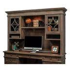 Armoire en châtaignier foncé