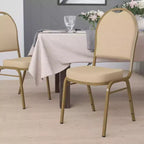 Chaise de banquet empilable à dossier bombé de la 