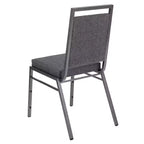 Chaise de banquet empilable à dossier carré de la série  avec structure