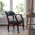 Fauteuil de conférence avec garniture cloutée et roulettes